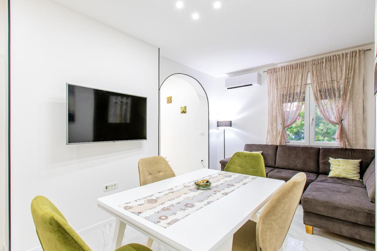 New! Luxury Dona Apartman *